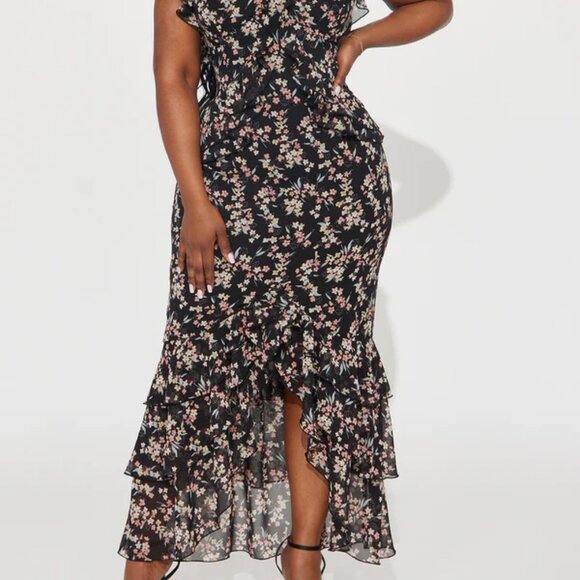 LIKE NEW 🖤 FASHION NOVA Black Chiffon Floral Maxi Dress (Size Large) 🌸 - Picture 4 of 6